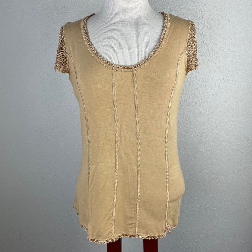Tapemeasure Short Sleeve Top Size M EUC